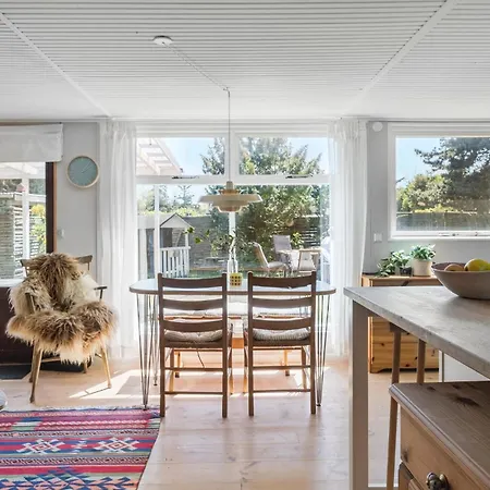 Gorgeous In Vaeggerlose With Kitchen *